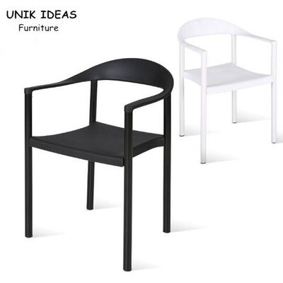 Bon prix Chaise extérieure de loisirs de salon avec l'accoudoir pp 35x42x78 de empilement noir blanc en plastique cm en ligne